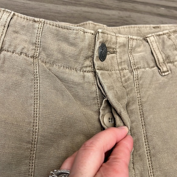 FREE PEOPLE HIGH RISE GREEN MILITARY SYLE CUT OFF SHORTS 8 - Picture 4 of 16